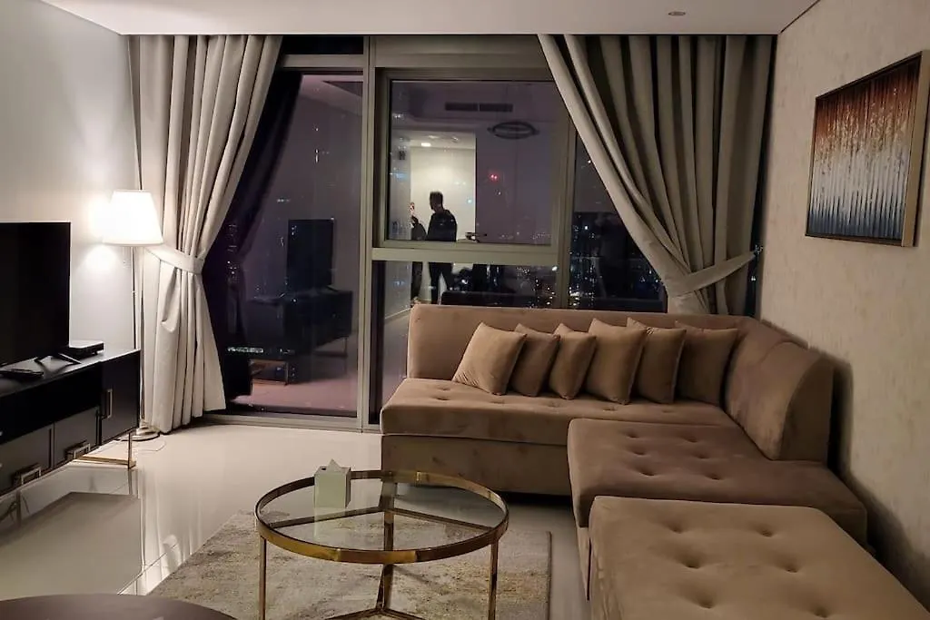 Paramount Tower -Rooftop Infinty/Burj Khalifa View Dubai 0*,  Birleşik Arap Emirlikleri