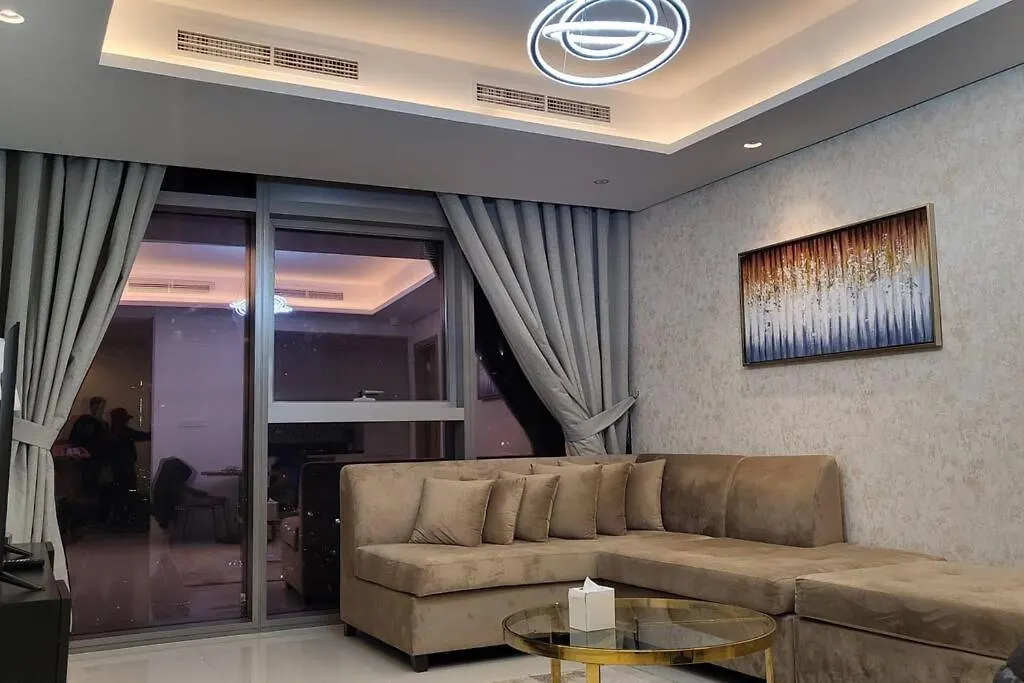 Daire Paramount Tower -Rooftop Infinty/Burj Khalifa View Dubai Birleşik Arap Emirlikleri